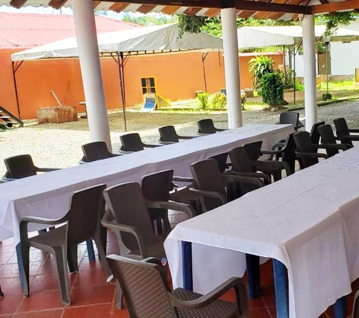 Cabanas El Saman Villavicencio Apiay المظهر الخارجي الصورة